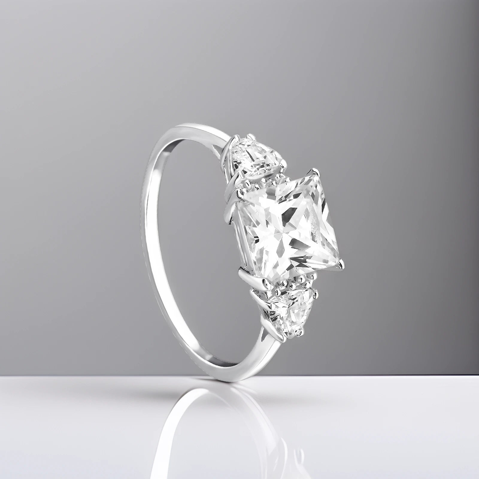 Inel din Argint Diamonds - DivaSilver