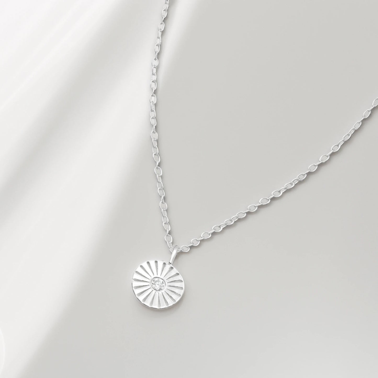 Colier din Argint Crystal Medallion - DivaSilver