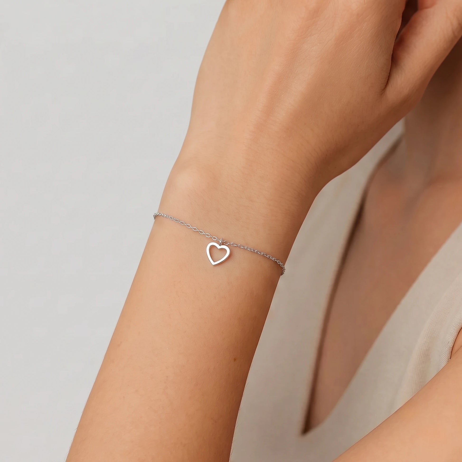 Bratara din Argint Open Heart - prezentare 4