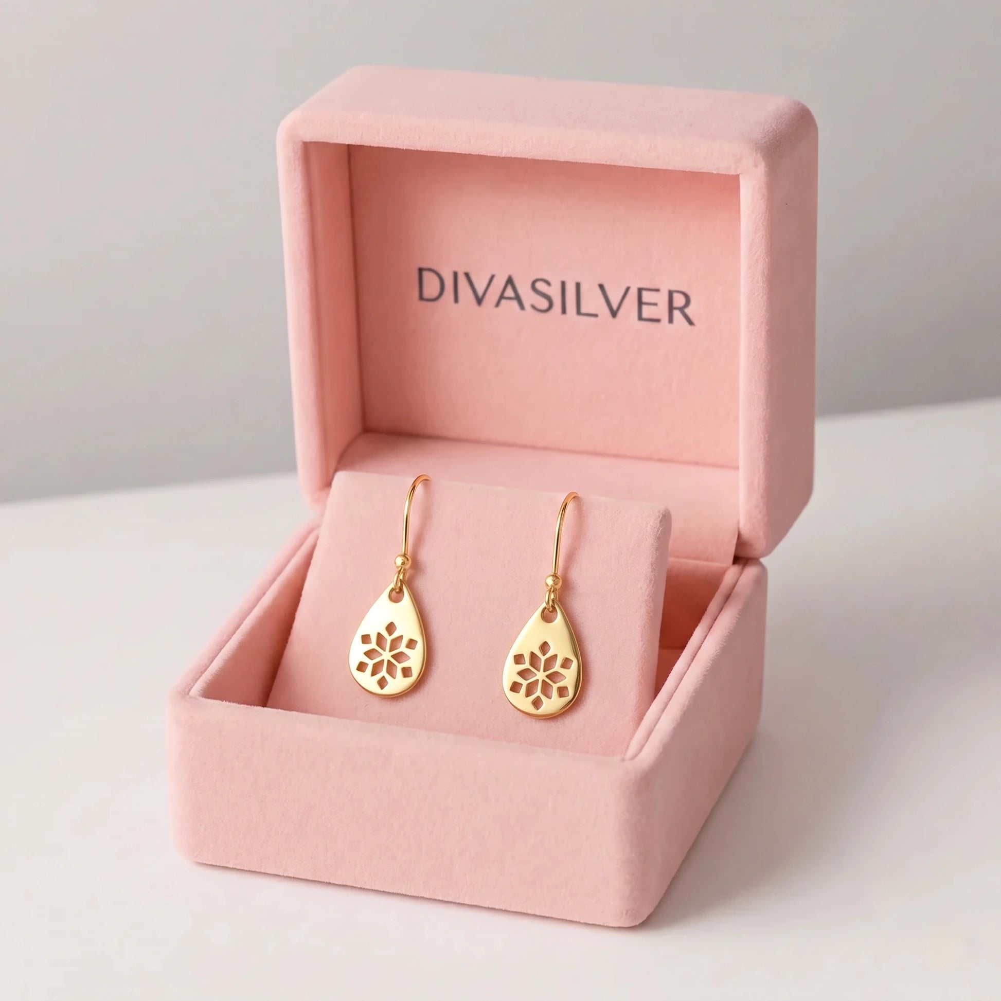 Cercei din Argint Golden Snowflake - prezentare 2